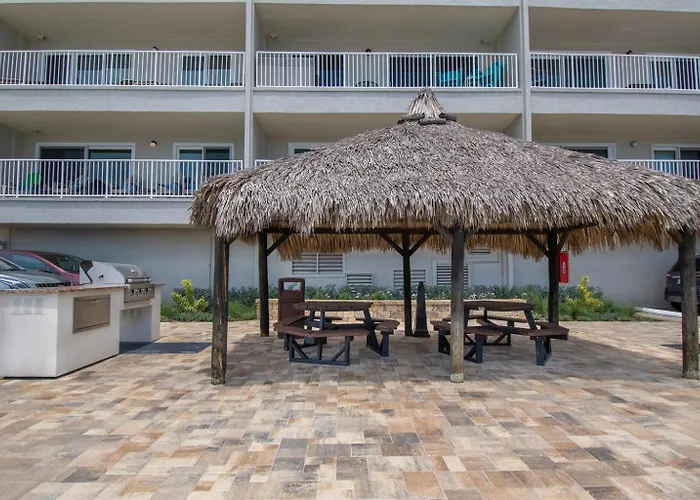 Apartamento Oceanfront Seagate With Heated Pool