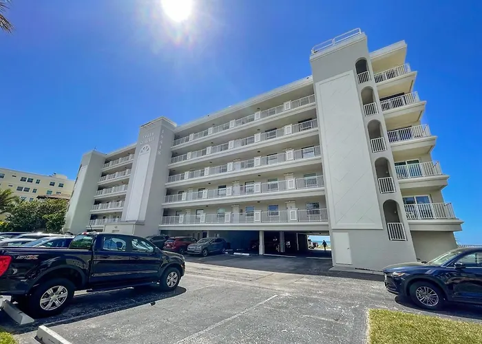 Apartamento Oceanfront Seagate With Heated Pool
